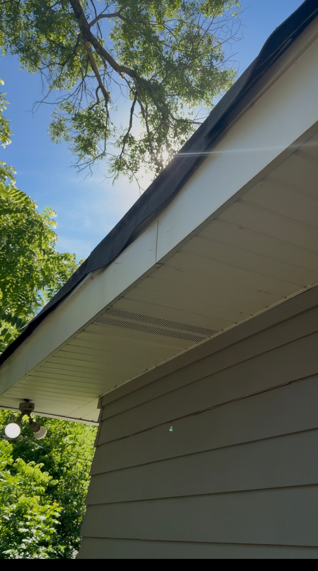 Siding & Soffit services in Chicago by StormBear